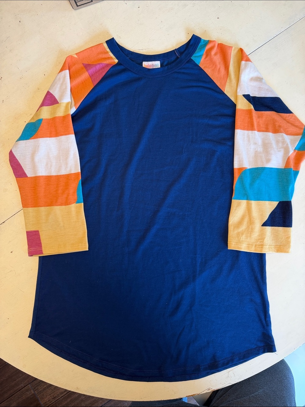 Lularoe women’s top 3/4 length sleeve